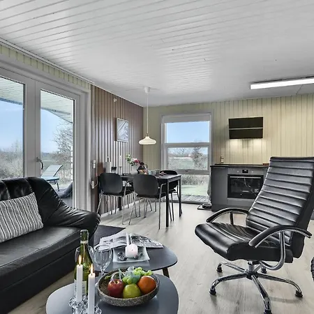 Holiday home Paradisvejen Humble Nordenbro Vesteregn