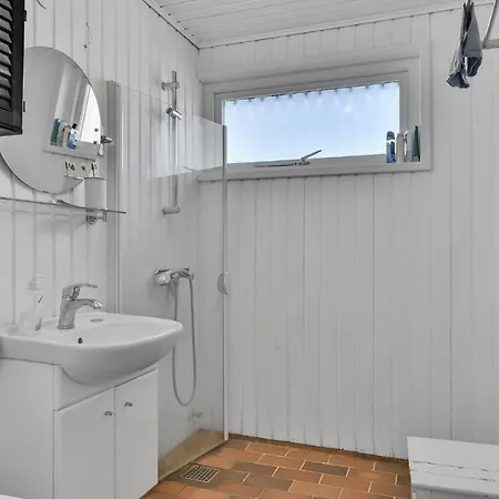 Holiday home Paradisvejen Humble Feriehus