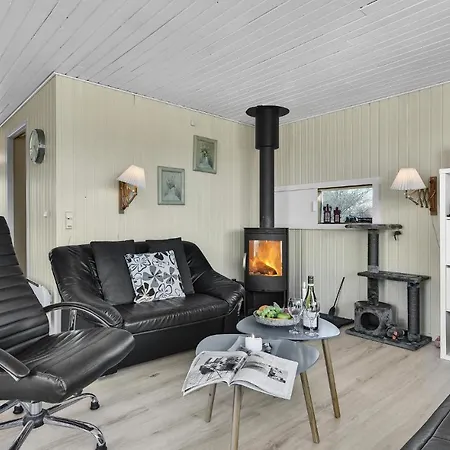 Holiday home Paradisvejen Humble * Nordenbro Vesteregn